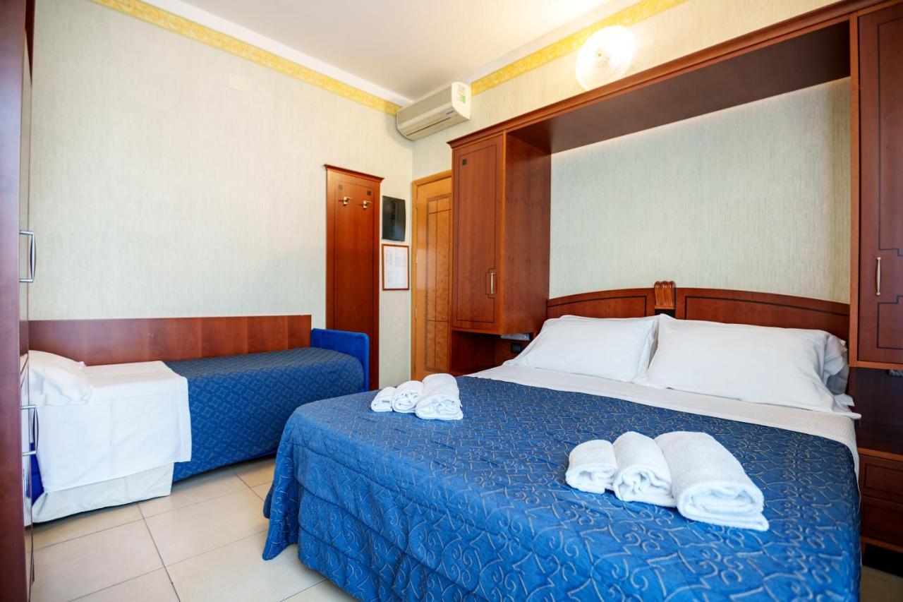 Hotel Rex ريميني المظهر الخارجي الصورة