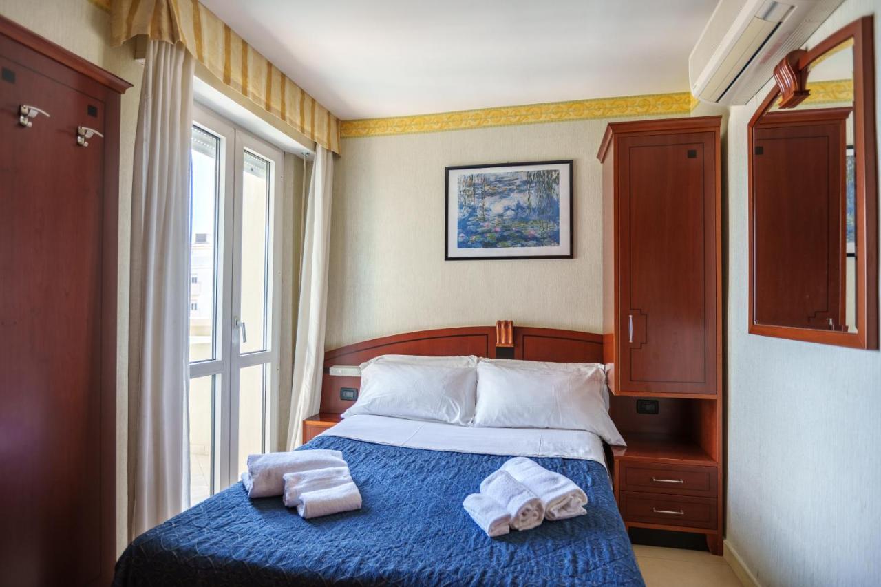 Hotel Rex ريميني المظهر الخارجي الصورة